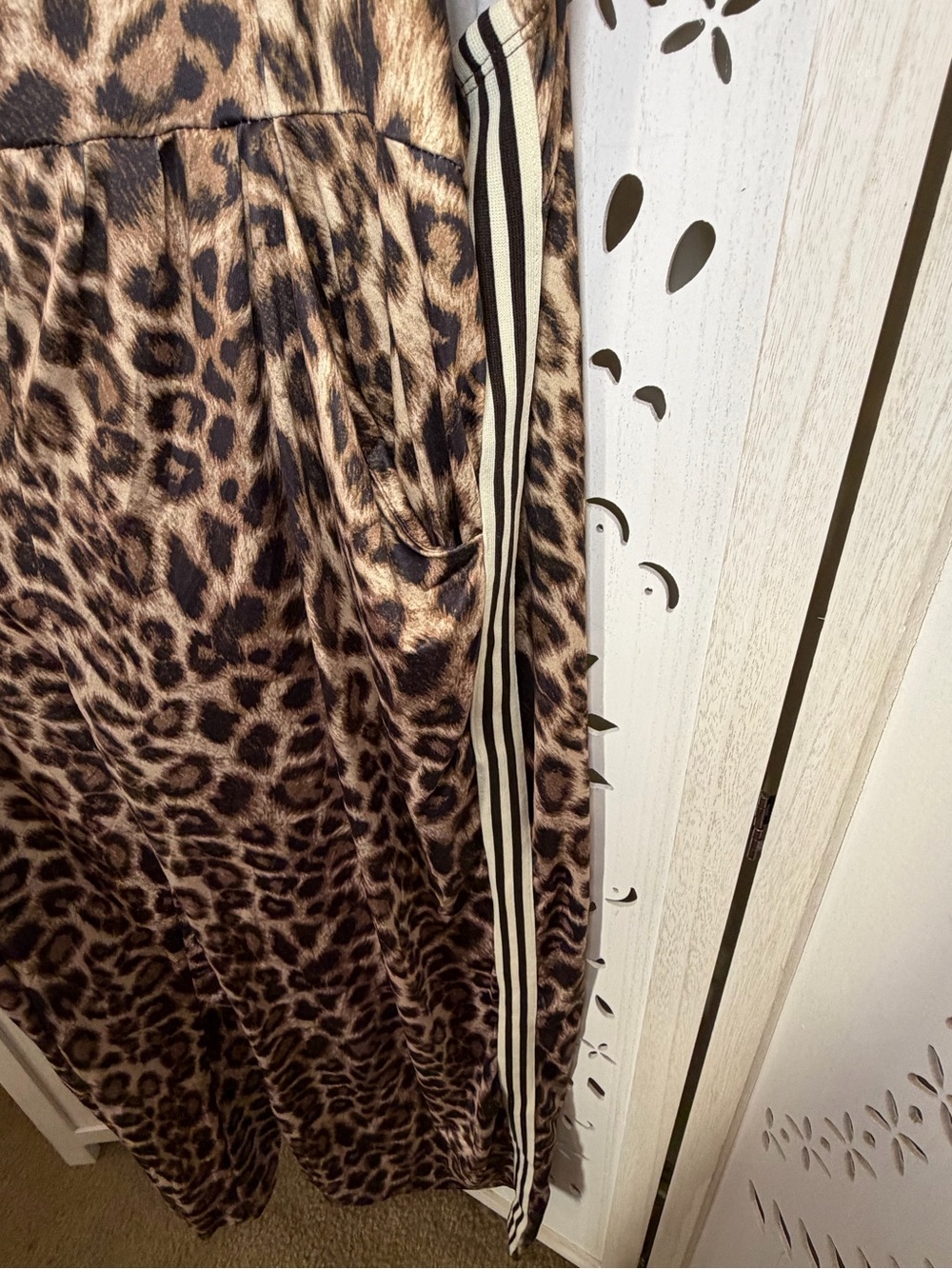 Blakeley Leopard Print Adjustable Strap Jumpsuit - Picture 9 of 16